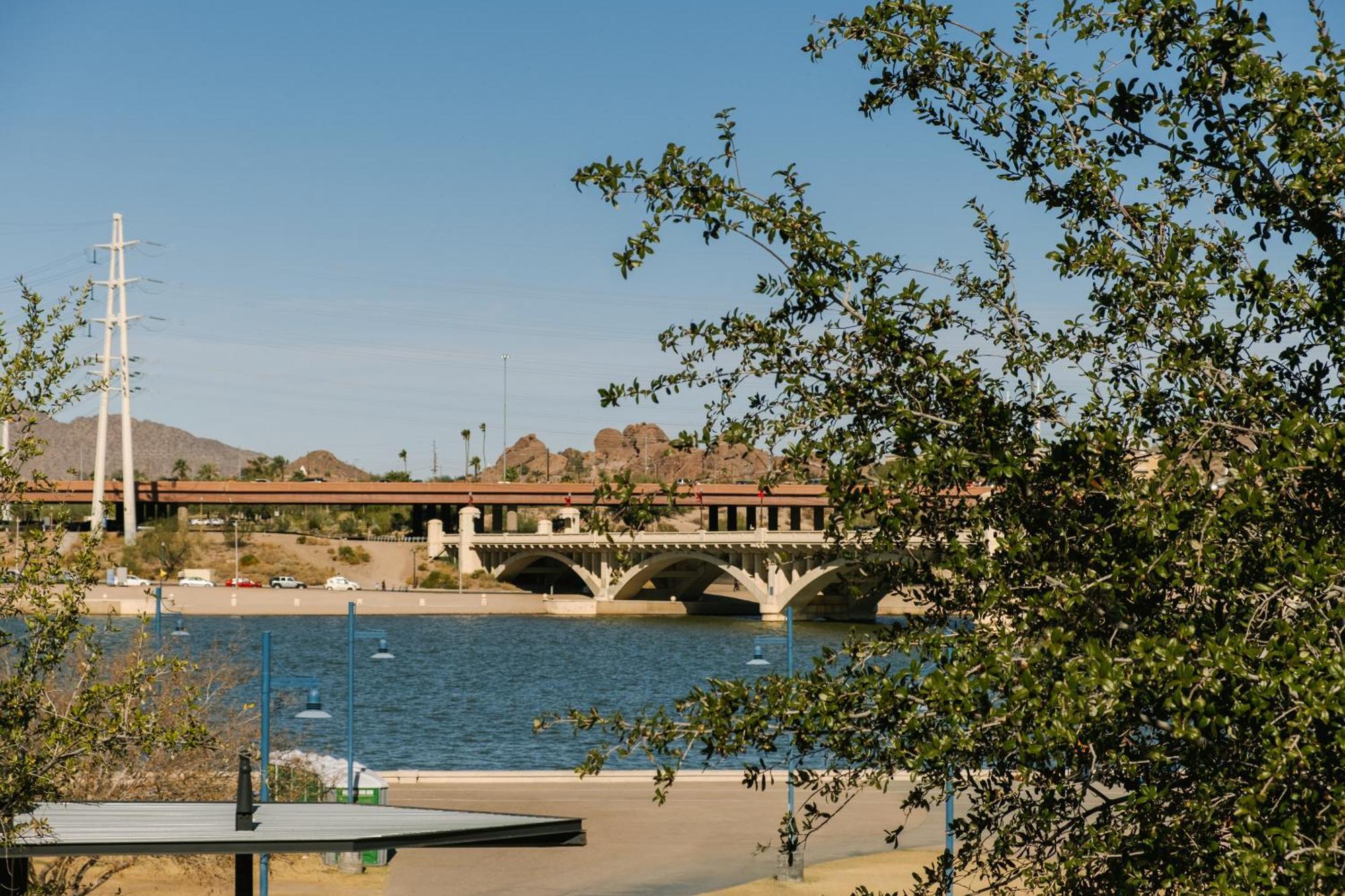 Mill Ave, Sonder Apartments By Marriott Bonvoy Tempe Exteriör bild